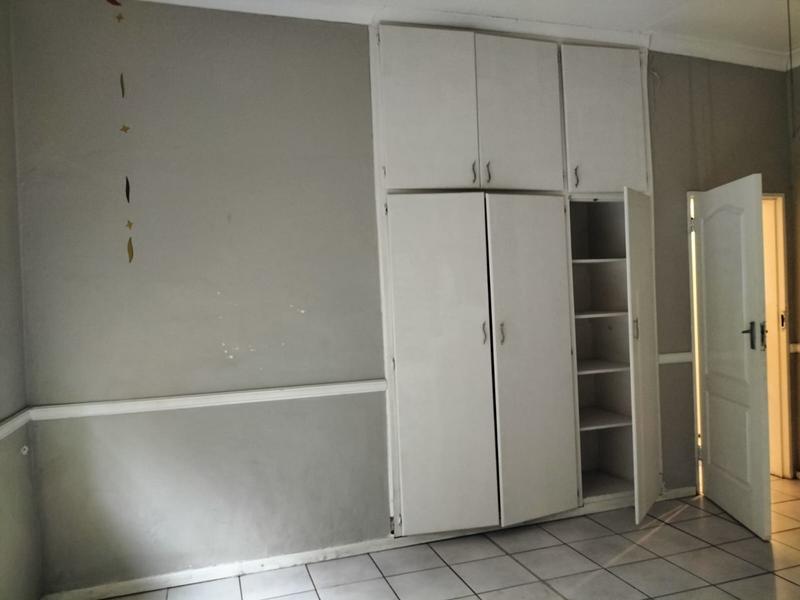 6 Bedroom Property for Sale in Park West Free State